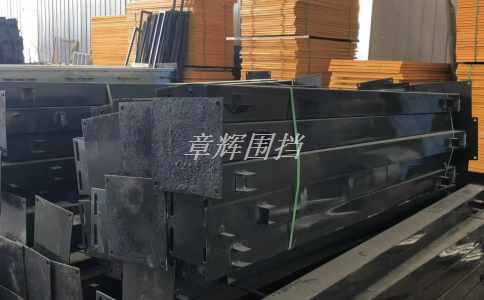 地鐵圍擋的數(shù)量和長(zhǎng)度與車(chē)站規(guī)模有關(guān)嗎？