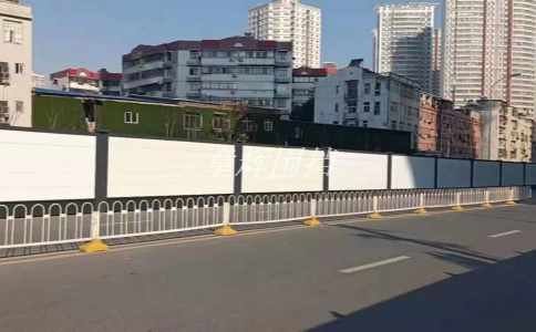 地鐵圍擋的維修成本如何計算？