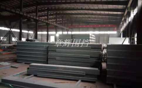 不同材質(zhì)的地鐵圍擋加工工藝有何異同？（不同材質(zhì)地鐵圍擋加工技術(shù)的對(duì)比分析）