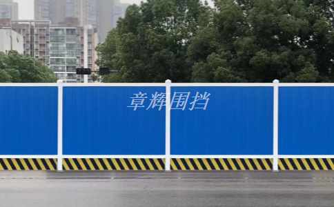 地鐵圍擋的顏色和圖案如何與地鐵站標識系統(tǒng)協(xié)調一致？（地鐵圍擋與地鐵站品牌形象建設）