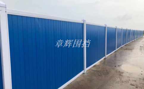 如何進行地鐵圍擋的環(huán)保風險評估并制定相應的應對措施？（地鐵圍擋的環(huán)保風險評估與管理）